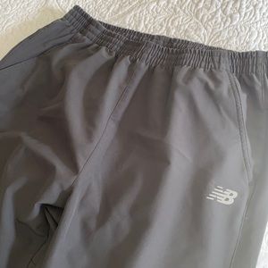 New balance gray extra-large joggers